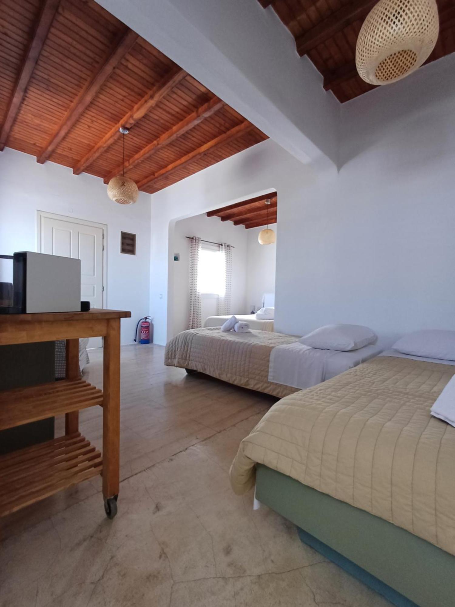 Manos Rooms Mykonos Town Extérieur photo