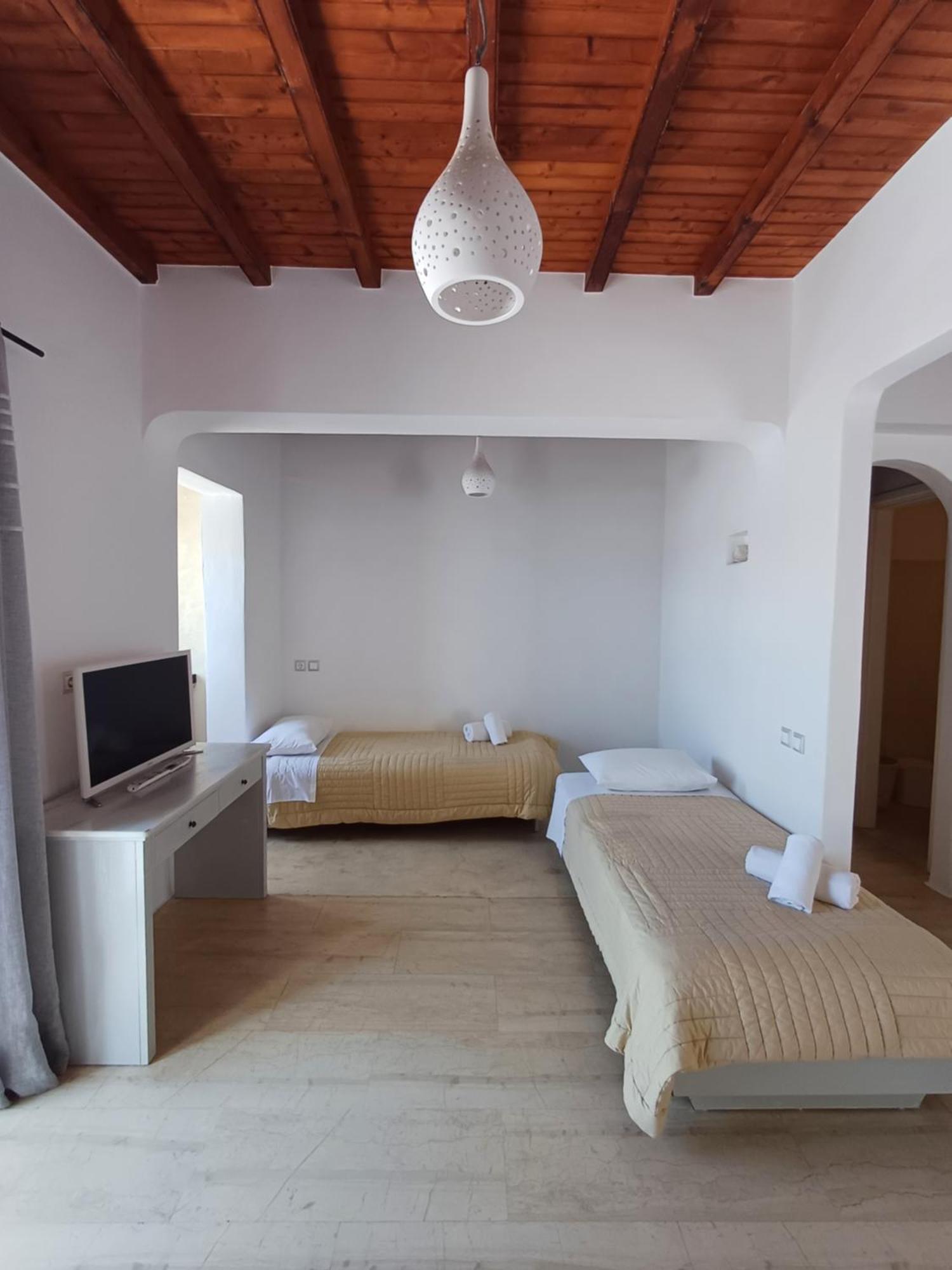 Manos Rooms Mykonos Town Extérieur photo
