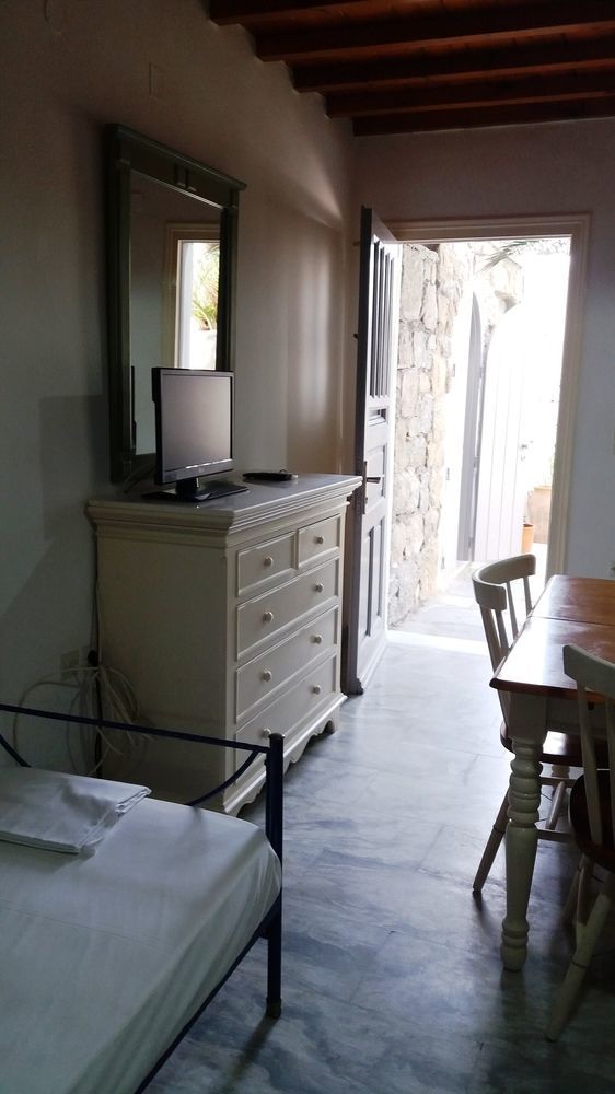 Manos Rooms Mykonos Town Extérieur photo