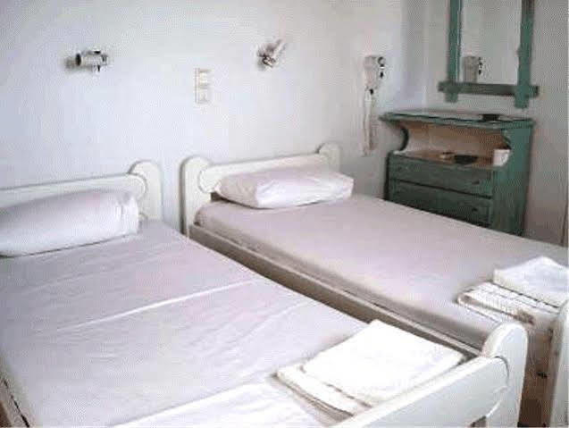 Manos Rooms Mykonos Town Extérieur photo